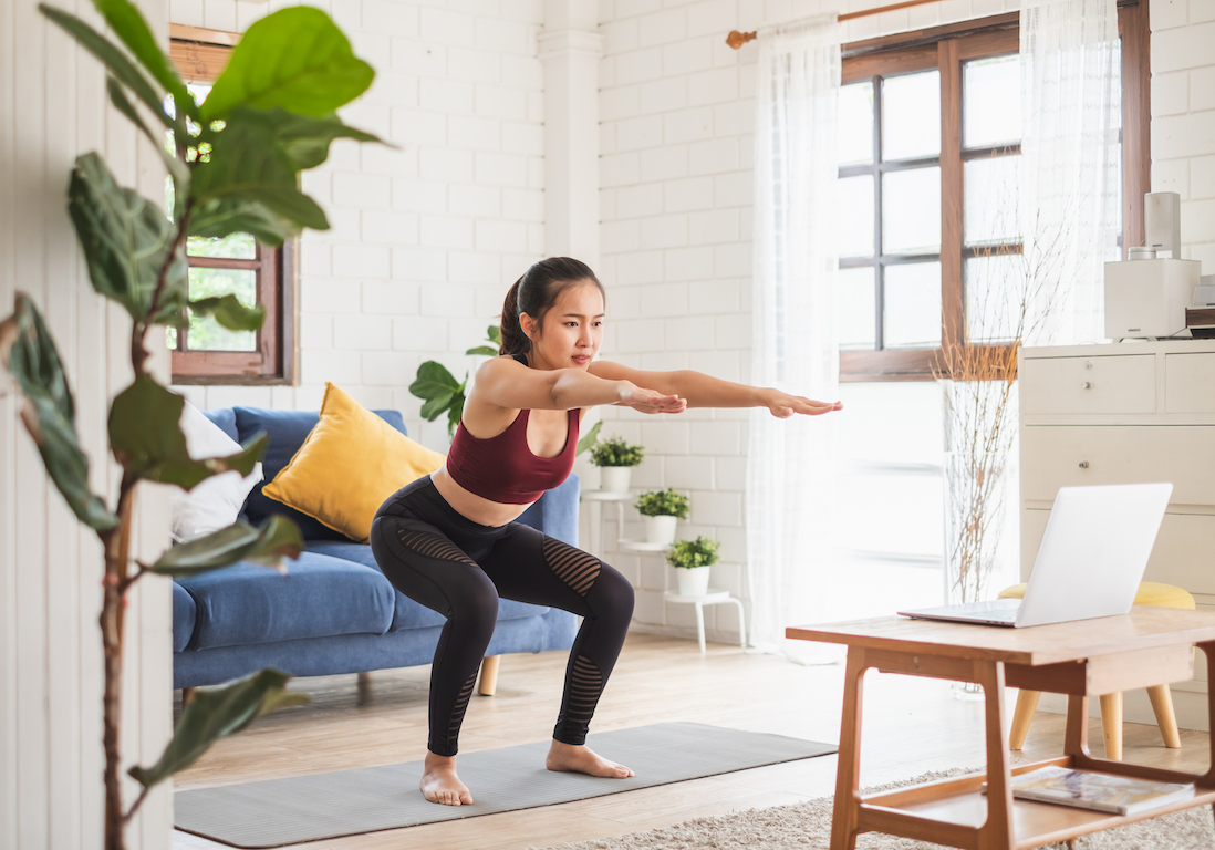 10 esercizi che bruciano i grassi in modo efficace: scopri la tua routine di allenamento!