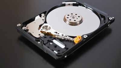 Cosa c'è da sapere per aggiornare il disco rigido e non perdere i propri dati: ecco come fare.