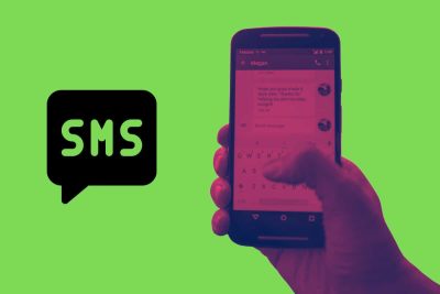 Da 20 anni l'SMS è un linguaggio che incanta tutti: ecco come sta cambiando oggi