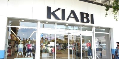 Scoprite un look sportivo ed elegante a prezzo eccezionale: i pantaloni sportivi Kiabi!
