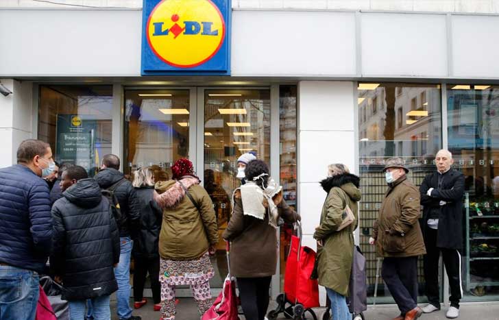 Lidl colpisce ancora molto forte con queste nuove sneakers imitazione Louis Vuitton: le vorrai di sicuro!